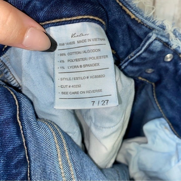 Kancan Distressed Ankle Fray Jeans - Picture 9 of 9
